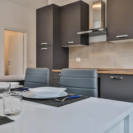 Apartment Arcos - 10 Minutes Walk To Piazza Maggiore *