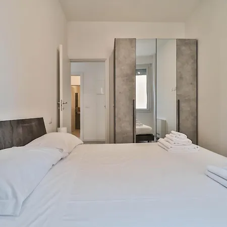 Arcos - 10 Minutes Walk To Piazza Maggiore *