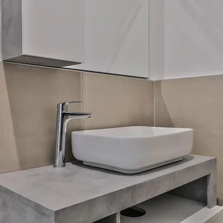 Arcos - 10 Minutes Walk To Piazza Maggiore Apartment *